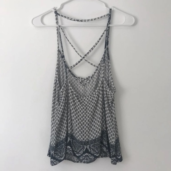 Patterned Tank Top - Picture 2 of 4